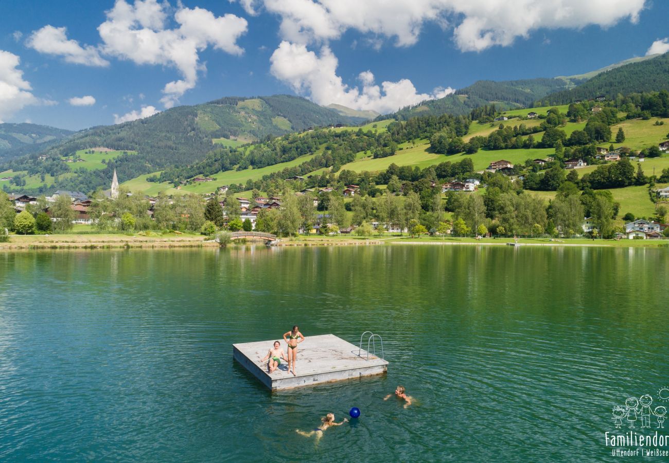 Chalet in Uttendorf - Lodge kleiner Bär 191 im Tauerndorf Enzingerboden