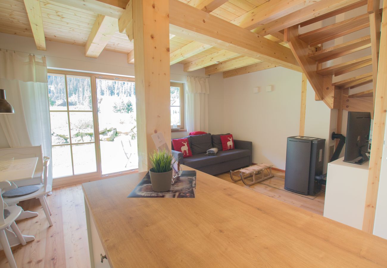 Chalet in Uttendorf - Lodge Enzian 194 im Tauerndorf Enzingerboden