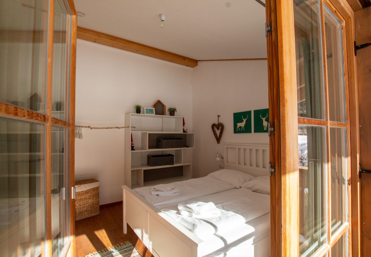 Chalet in Uttendorf - Lodge Enzian 194 im Tauerndorf Enzingerboden