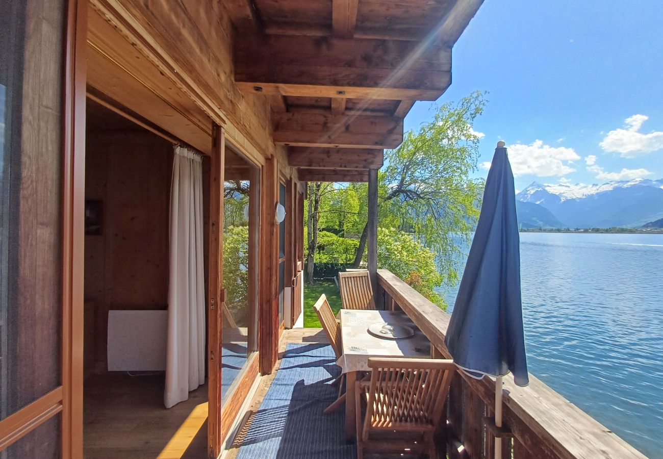Apartment in Zell am See - Waterfront Apartment 1