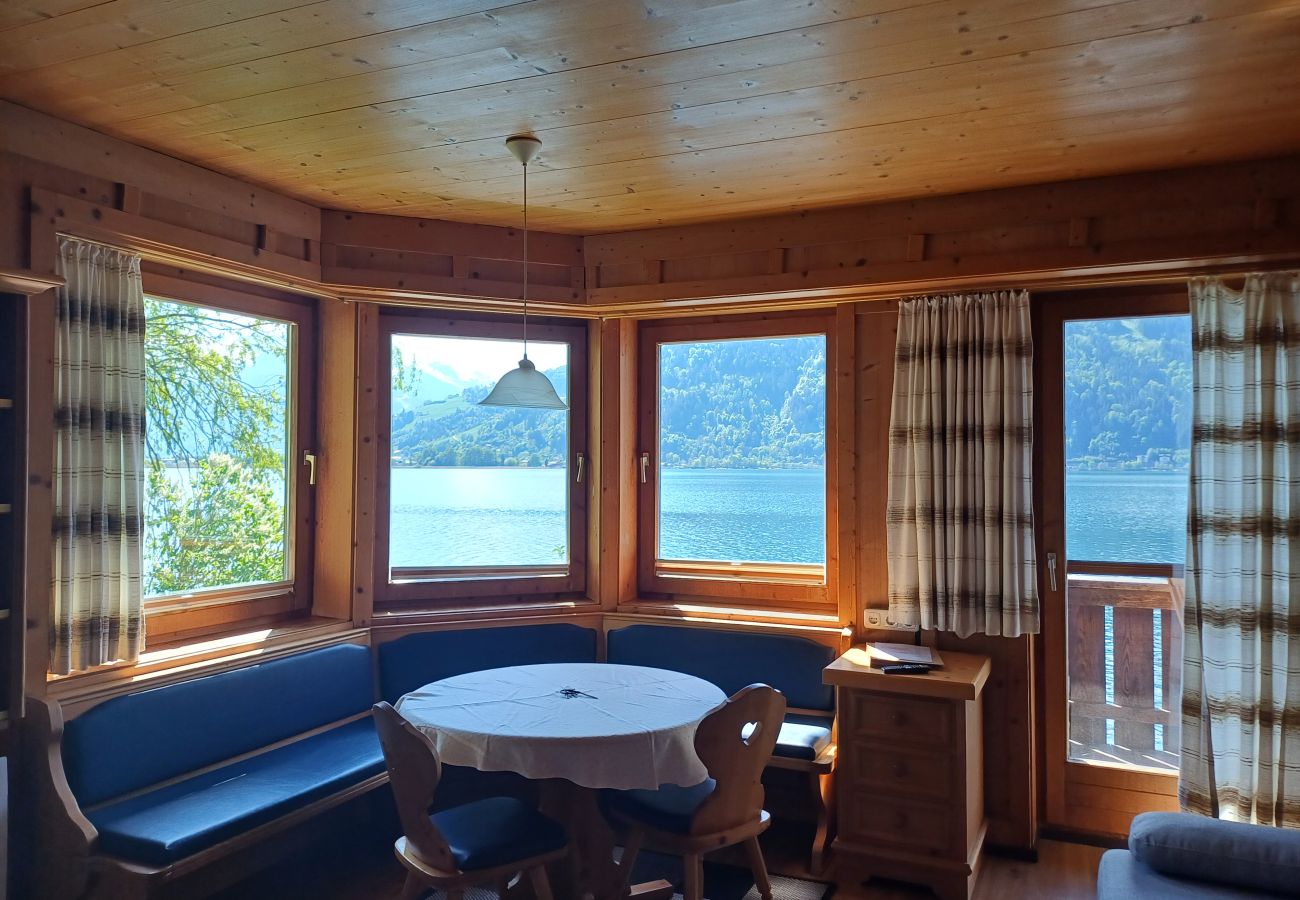 Apartment in Zell am See - Waterfront Apartment 1
