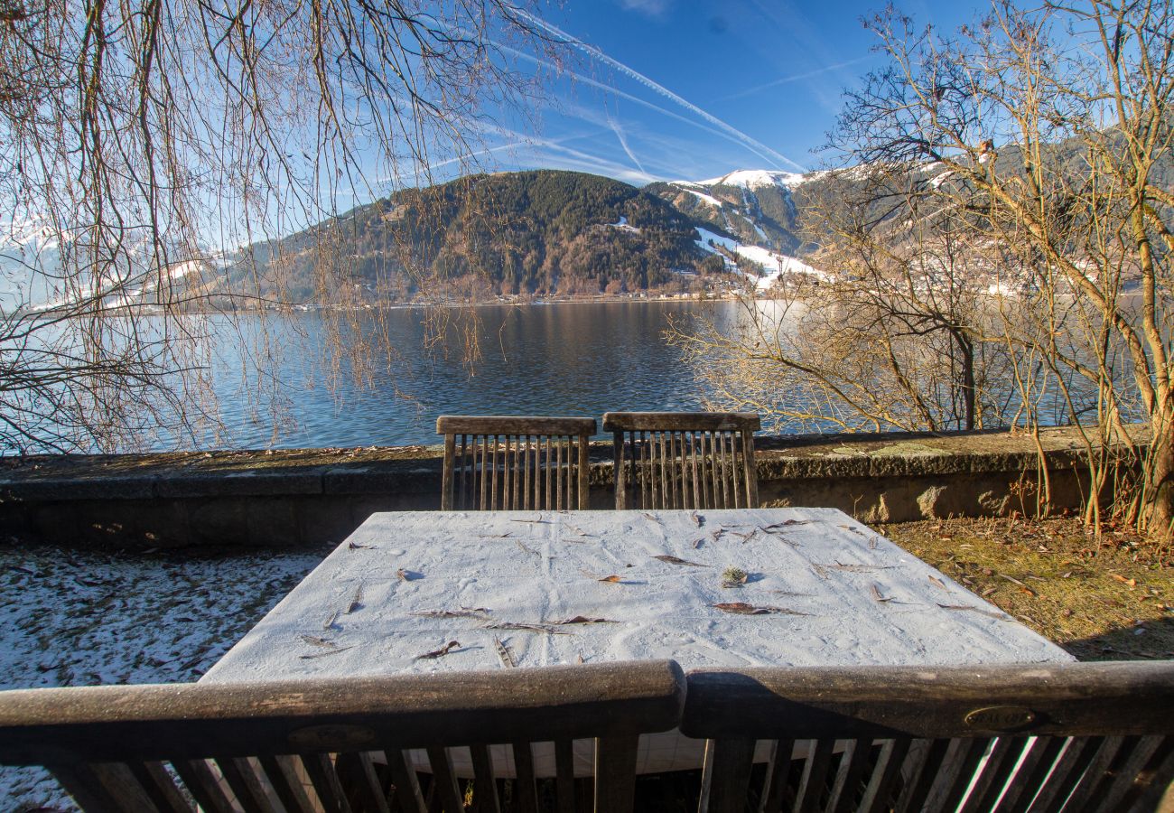 Apartment in Zell am See - Waterfront Apartment 4