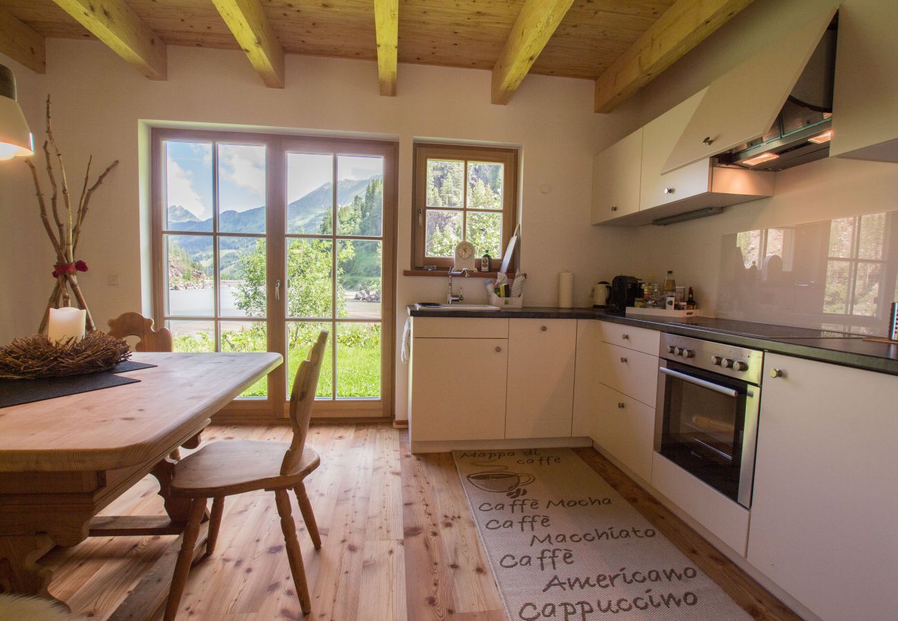 Chalet in Uttendorf - Lodge Weißsee 160 im Tauerndorf Enzingerboden