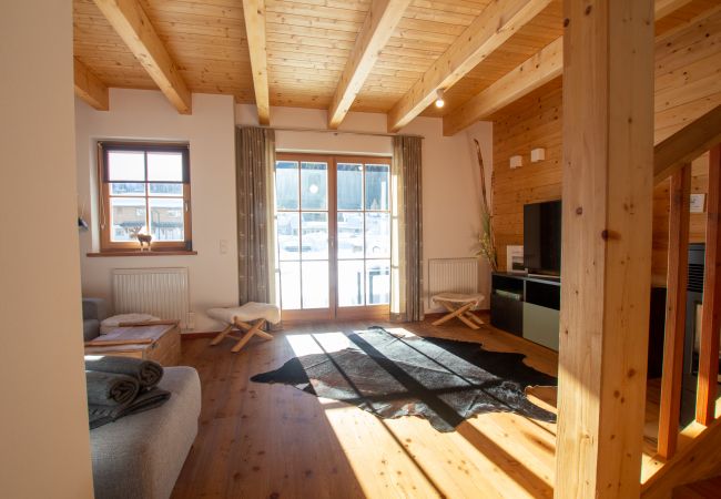 Villa in Uttendorf - Lodge Wildrose 162 Tauerndorf Enzingerboden