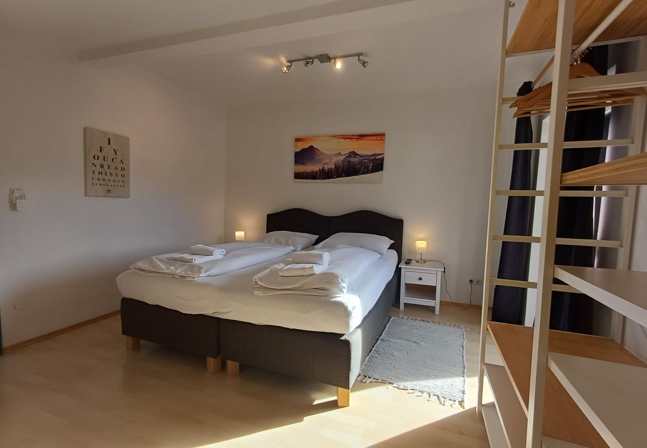 Ferienhaus in Zell am See - The Steinbock Lodge