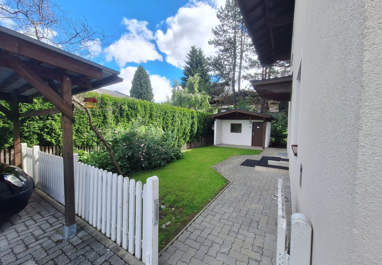 Ferienhaus in Zell am See - The Steinbock Lodge