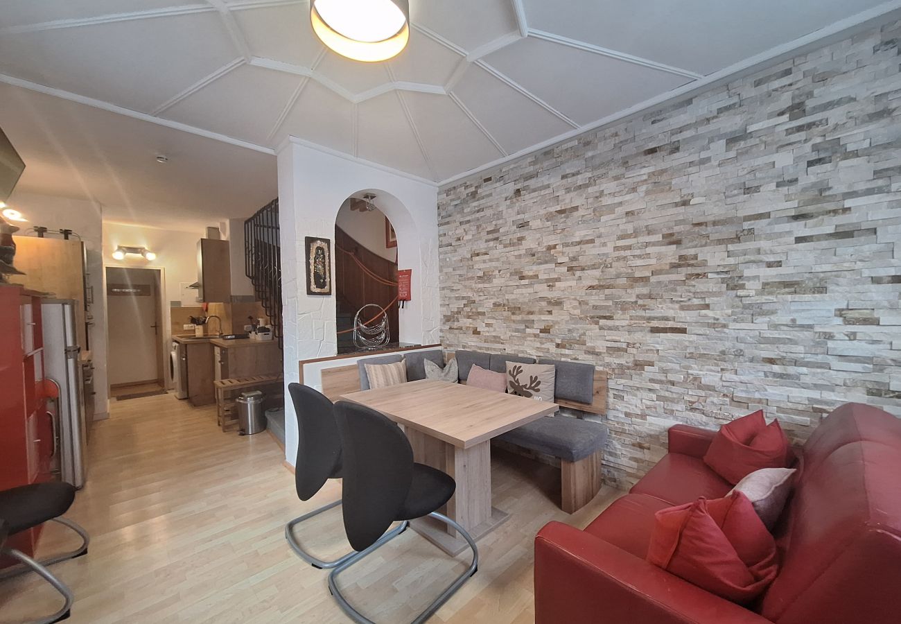 Ferienwohnung in Zell am See - Apartment Peacock, nahe Zentrum, am Skiweg