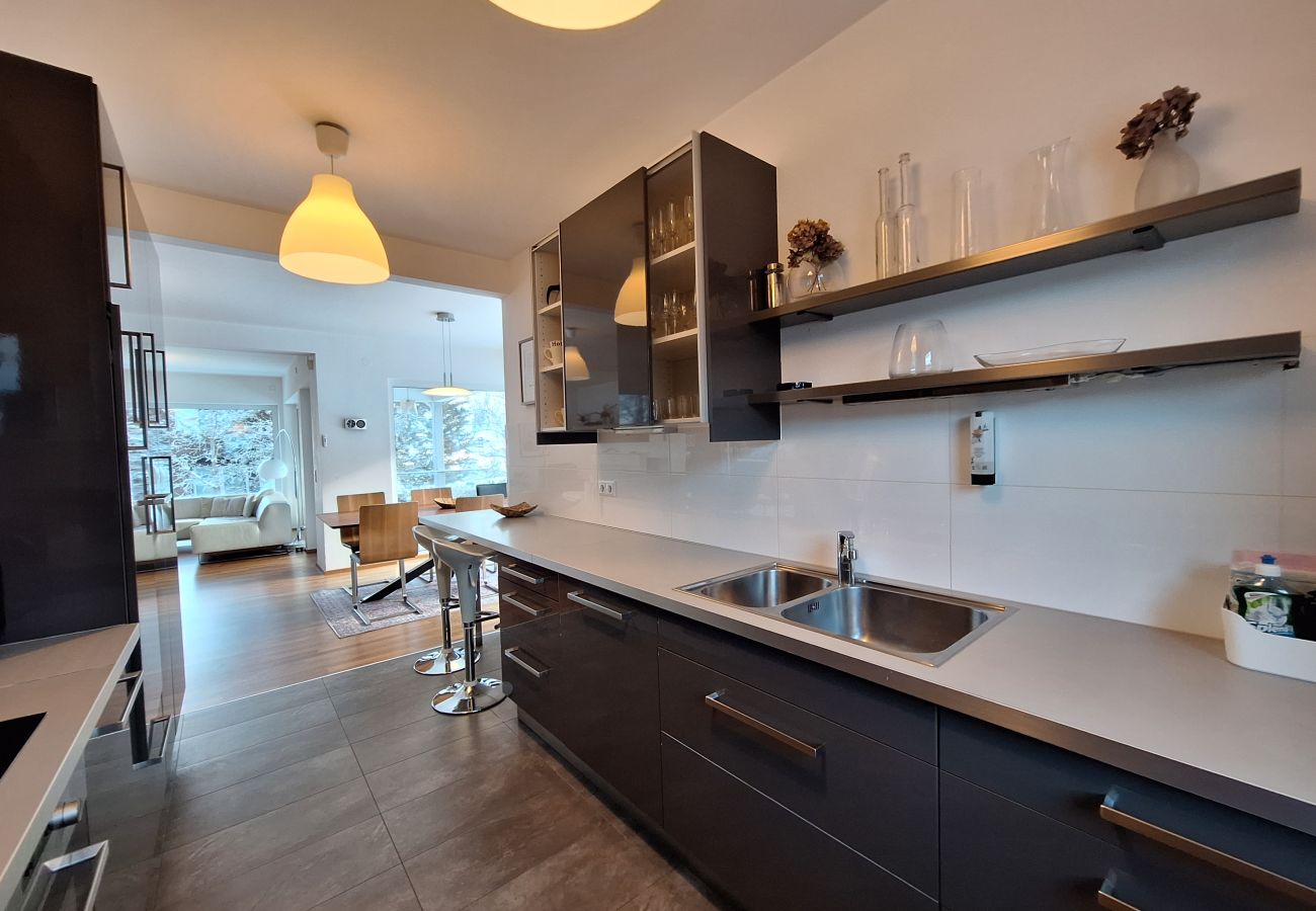 Ferienhaus in Kaprun - Falcon Lodge Kaprun nähe Gletscher und Zentrum