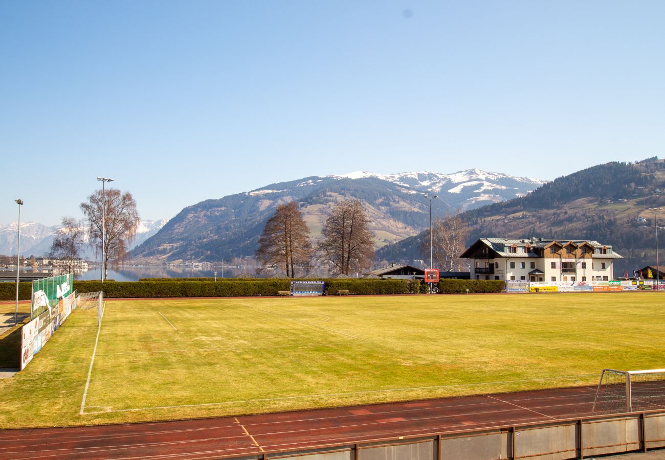 Ferienwohnung in Zell am See - Panorama App 2A am See, für max.4,free WIFI