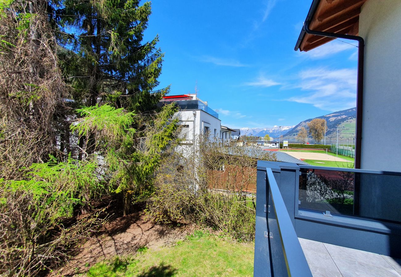Ferienwohnung in Zell am See - Panorama App 2C am See, für 2-4,free WIFI