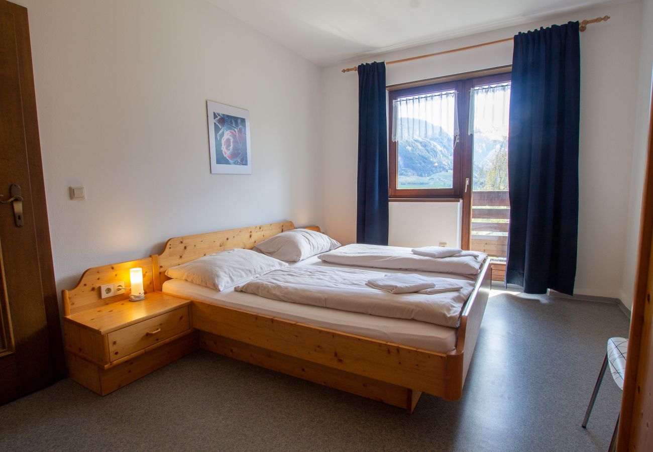 Ferienwohnung in Uttendorf - Profelt Apartment A, für 5, zentrale Lage