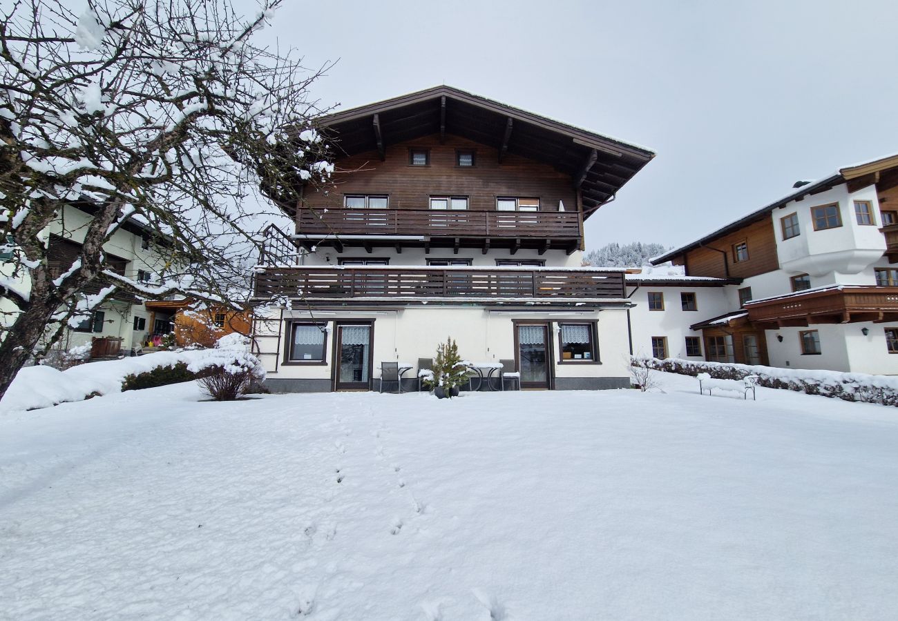 Ferienwohnung in Uttendorf - Profelt Apartment A, für 5, zentrale Lage