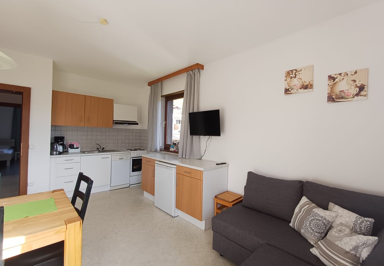 Ferienwohnung in Uttendorf - Profelt Apartment A, für 5, zentrale Lage