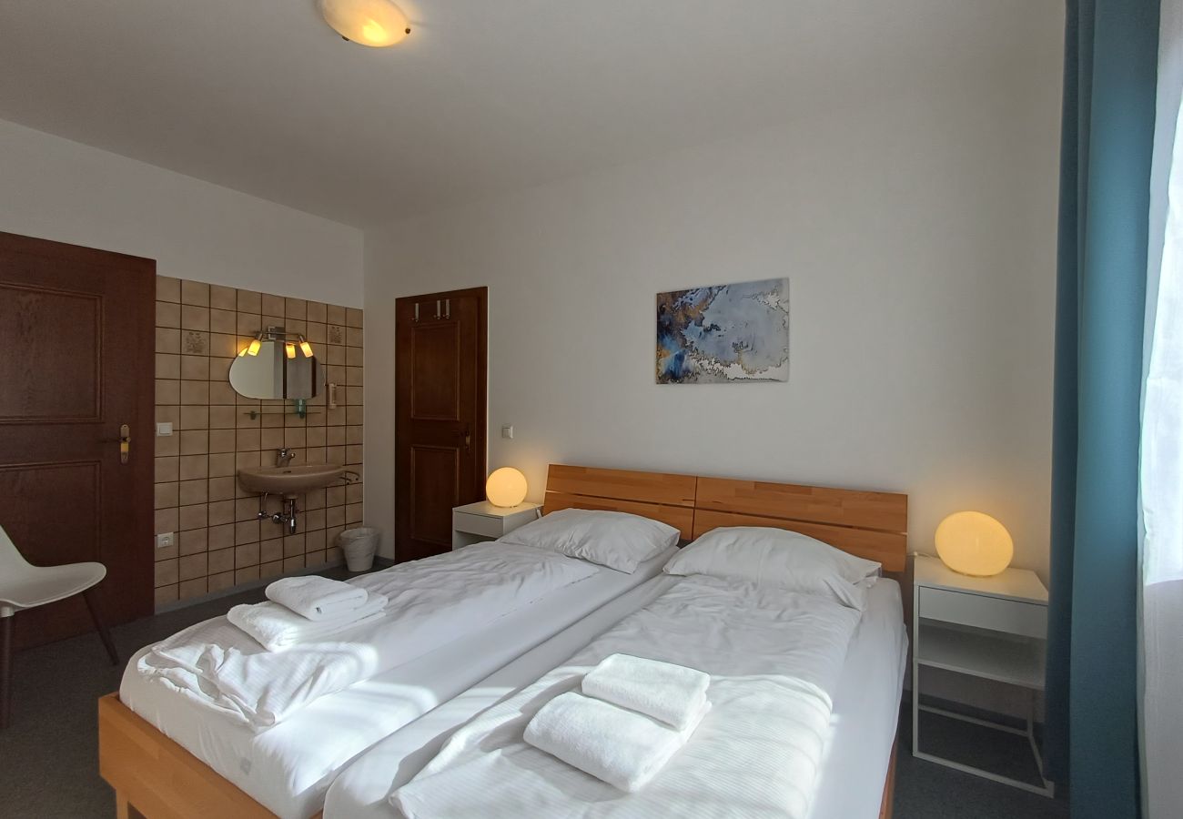 Ferienwohnung in Uttendorf - Profelt Apartment A, für 5, zentrale Lage