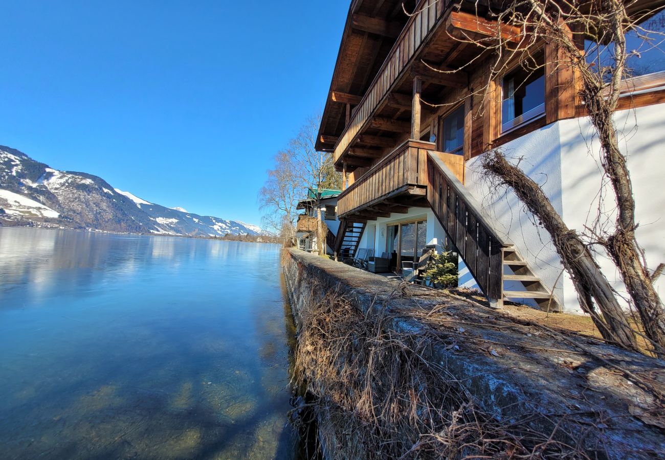 Ferienwohnung in Zell am See - Waterfront Apartment 1