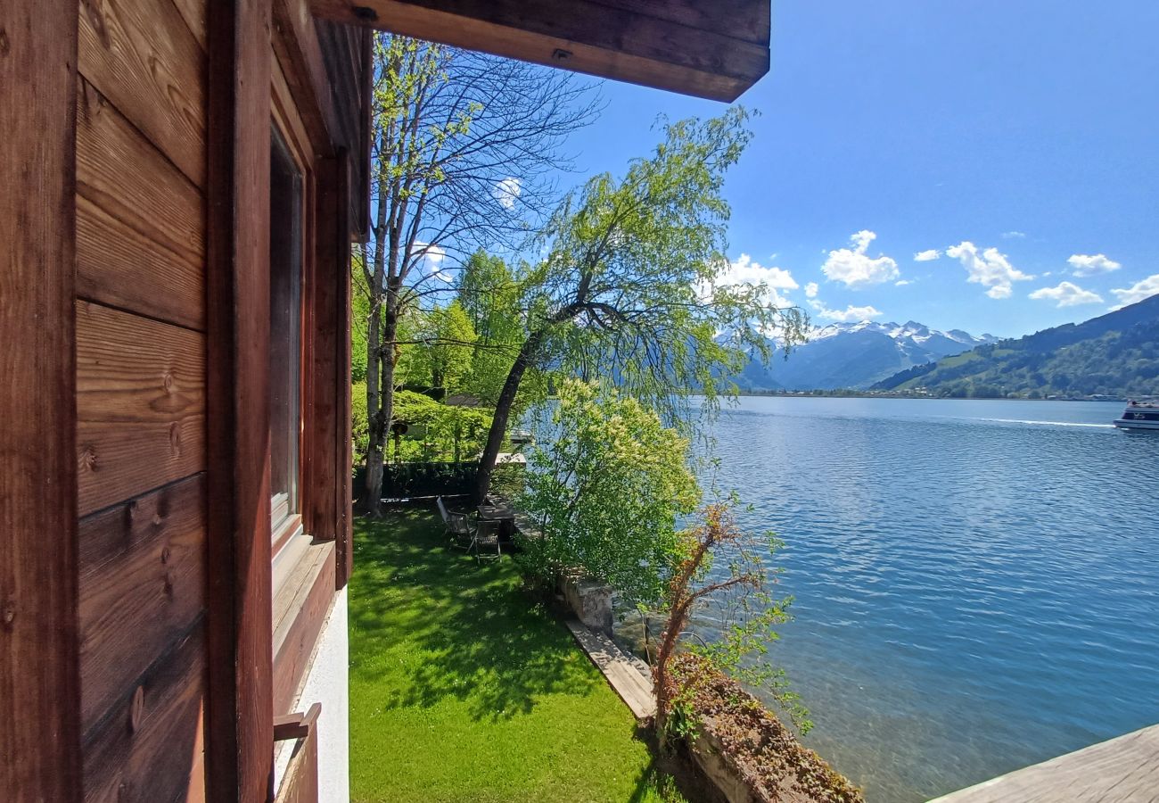 Ferienwohnung in Zell am See - Waterfront Apartment 1
