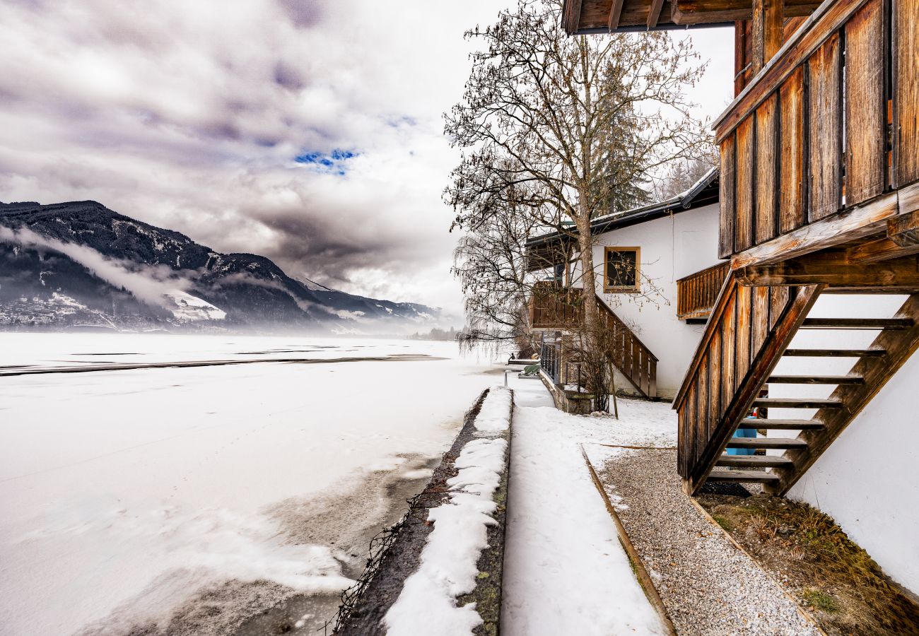 Ferienwohnung in Zell am See - Waterfront Apartment 1