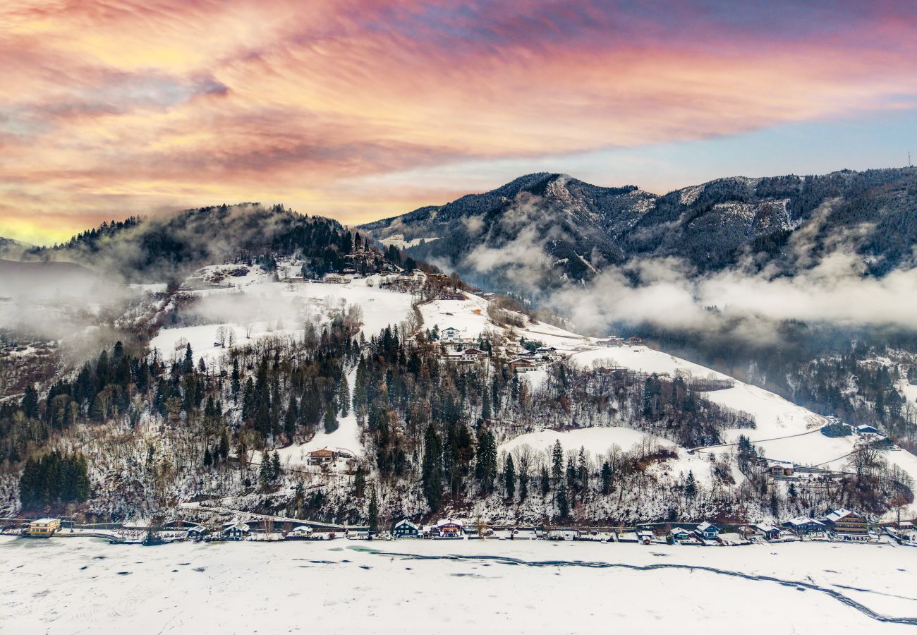 Ferienwohnung in Zell am See - Waterfront Apartment 1