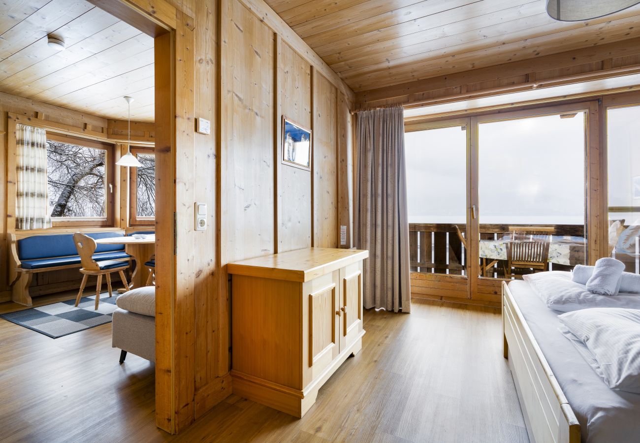 Ferienwohnung in Zell am See - Waterfront Apartment 1