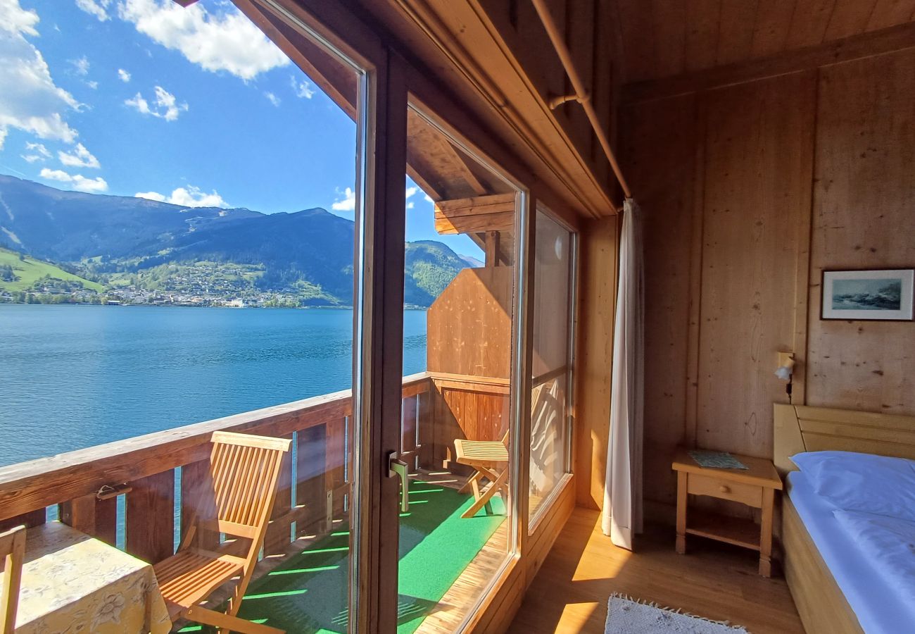 Ferienwohnung in Zell am See - Waterfront Apartment 3