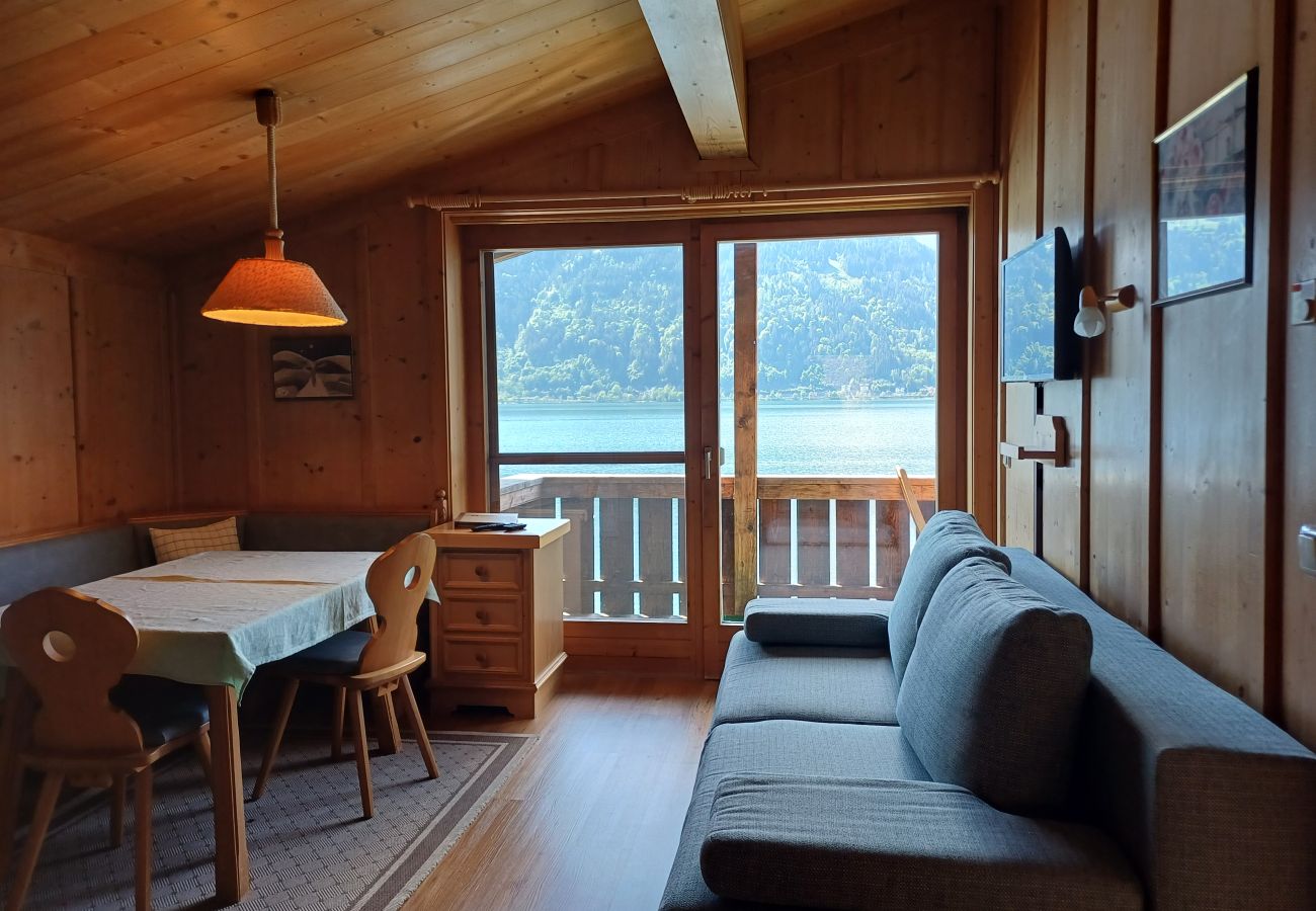 Ferienwohnung in Zell am See - Waterfront Apartment 3