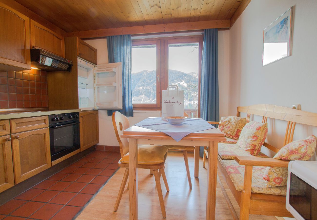 Ferienwohnung in Zell am See - Waterfront Apartment 4