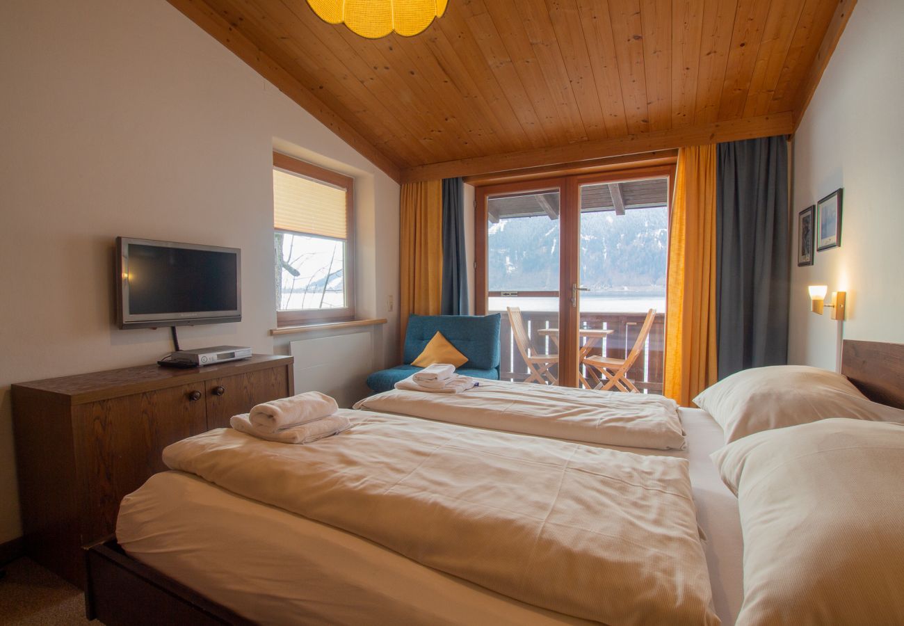 Ferienwohnung in Zell am See - Waterfront Apartment 4