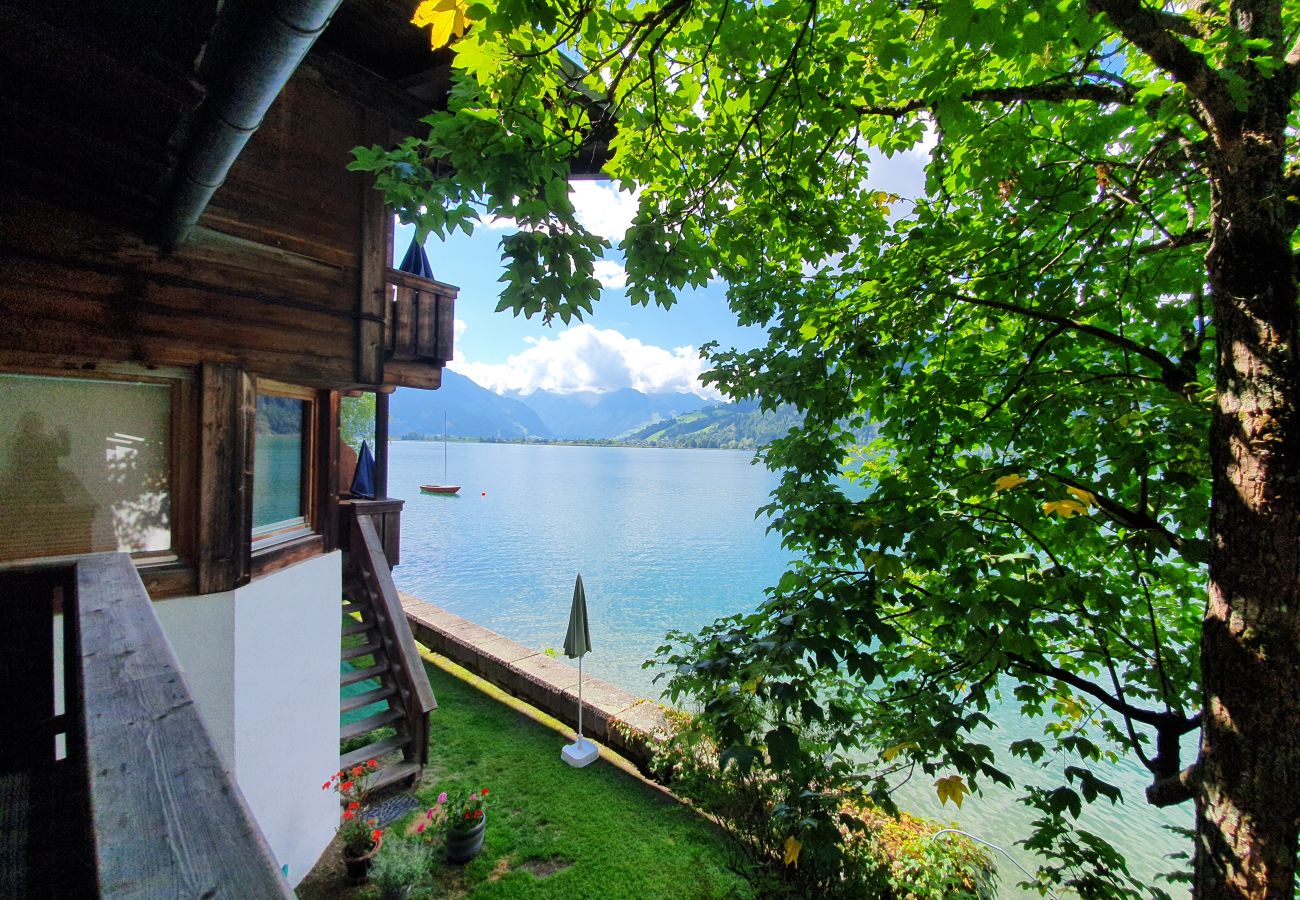 Ferienwohnung in Zell am See - Waterfront Apartment 4