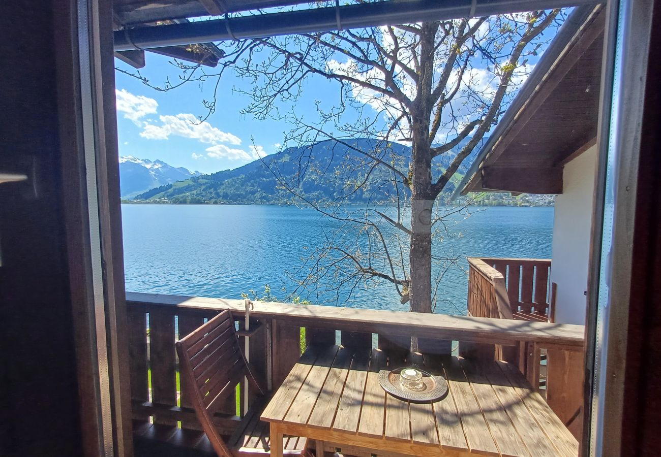Ferienwohnung in Zell am See - Waterfront Apartment 4
