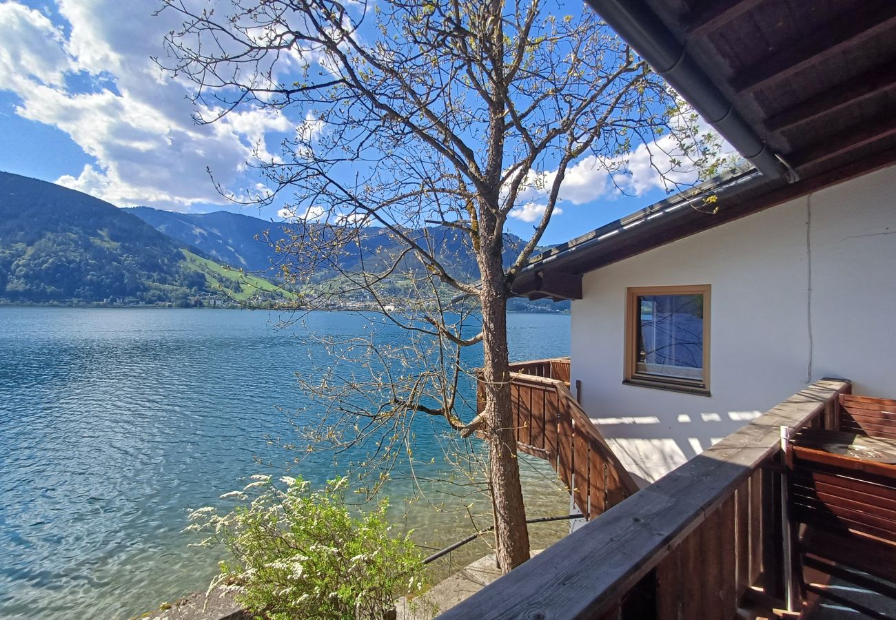 Ferienwohnung in Zell am See - Waterfront Apartment 4