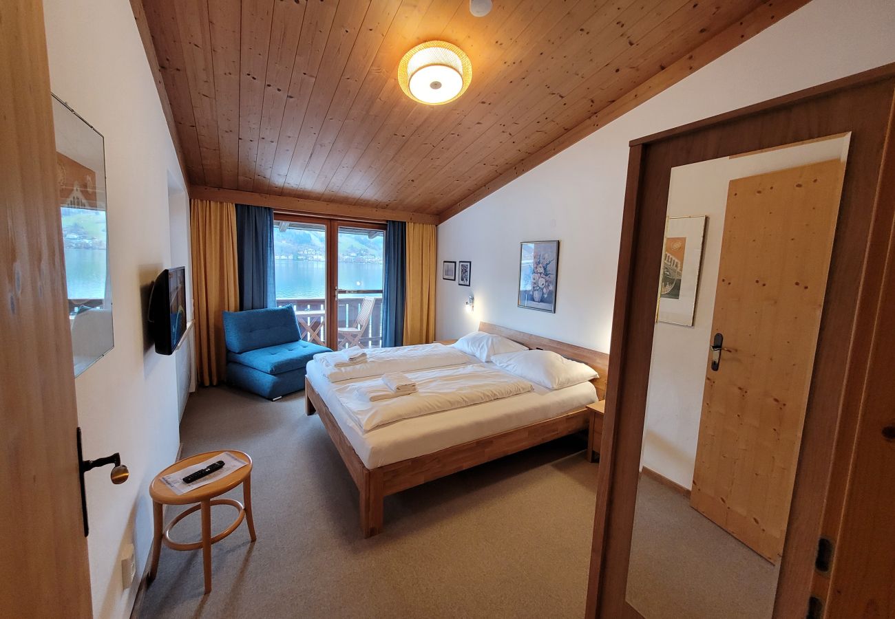 Ferienwohnung in Zell am See - Waterfront Apartment 4