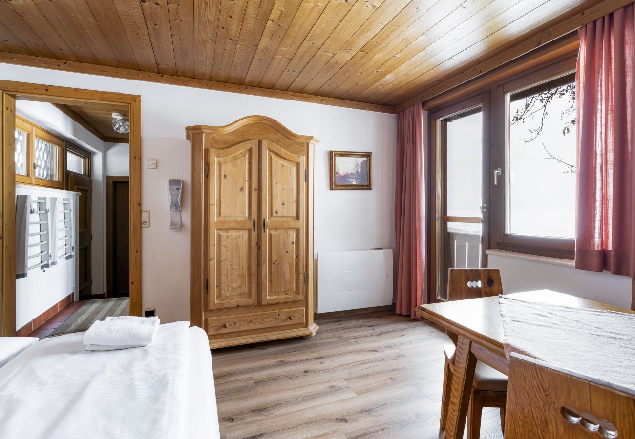 Ferienwohnung in Zell am See - Waterfront Apartment 4