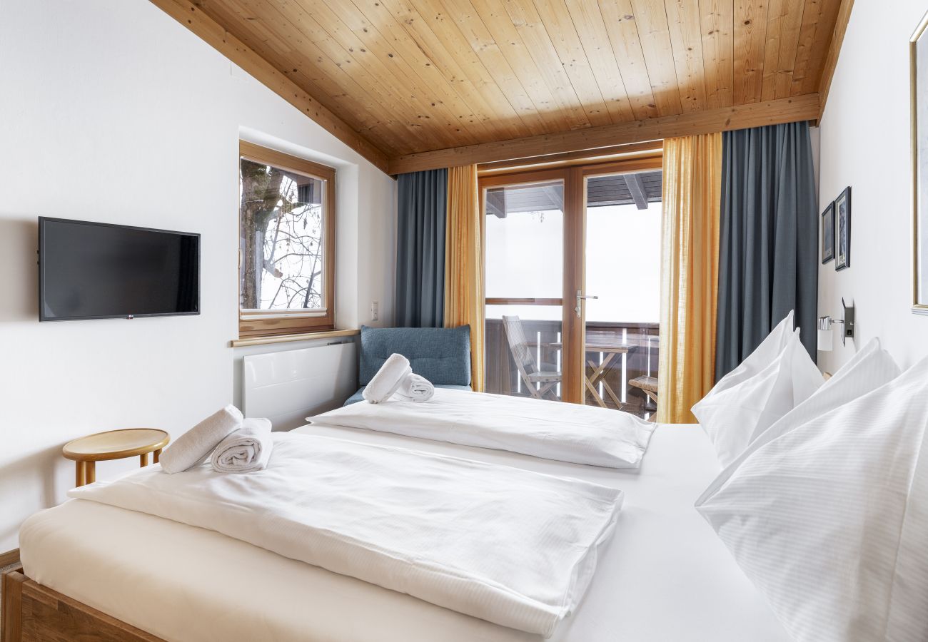 Ferienwohnung in Zell am See - Waterfront Apartment 4