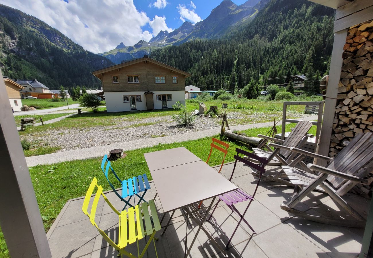 Chalet in Uttendorf - Lodge Weißsee 160 im Tauerndorf Enzingerboden