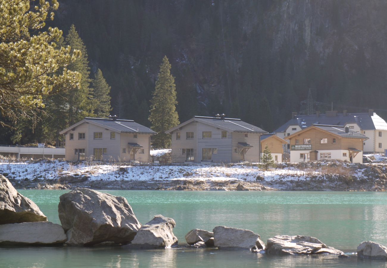 Chalet in Uttendorf - Lodge Weißsee 160 im Tauerndorf Enzingerboden