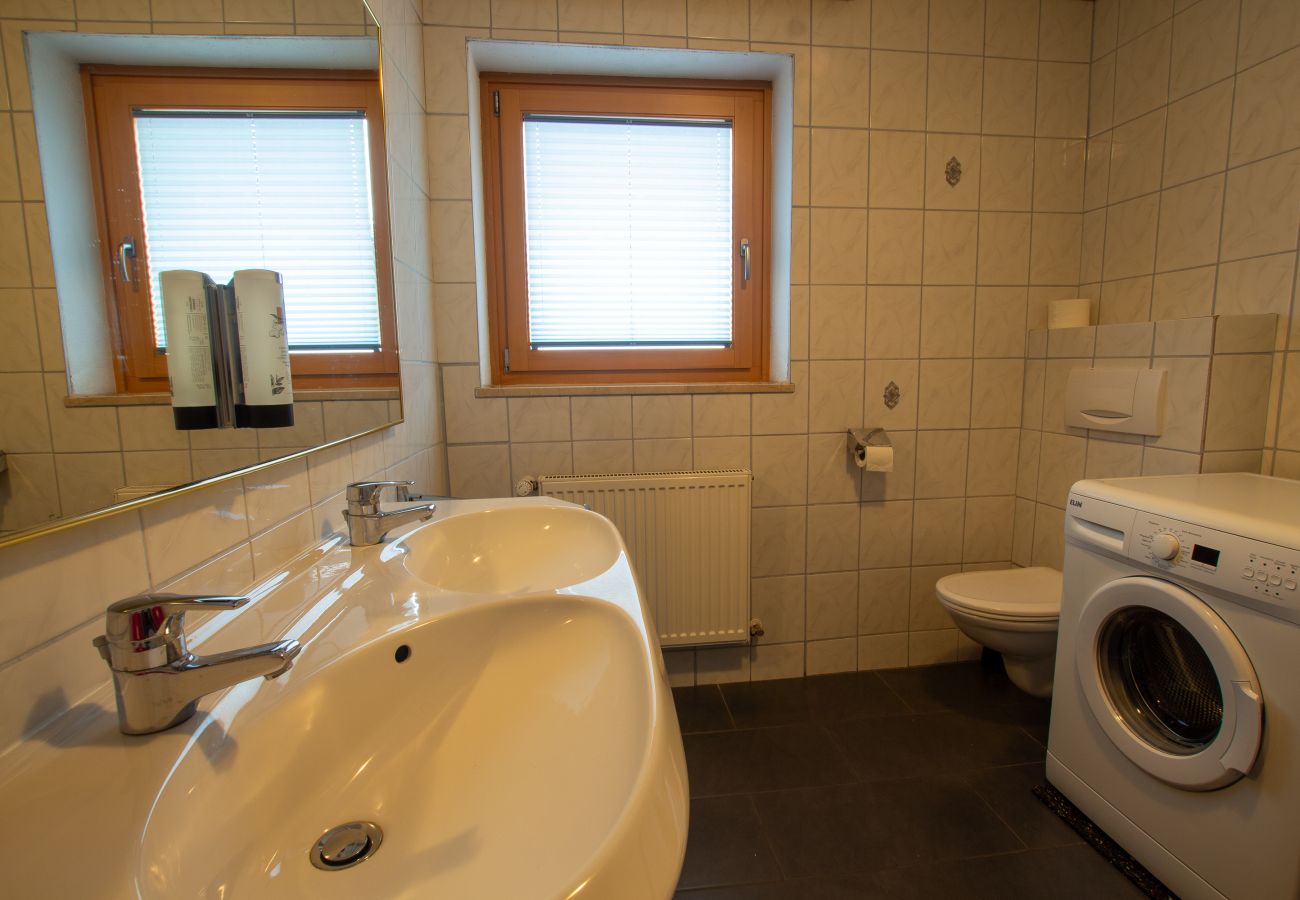 Ferienhaus in Zell am See - Hochtenn Lodge in Zell am See