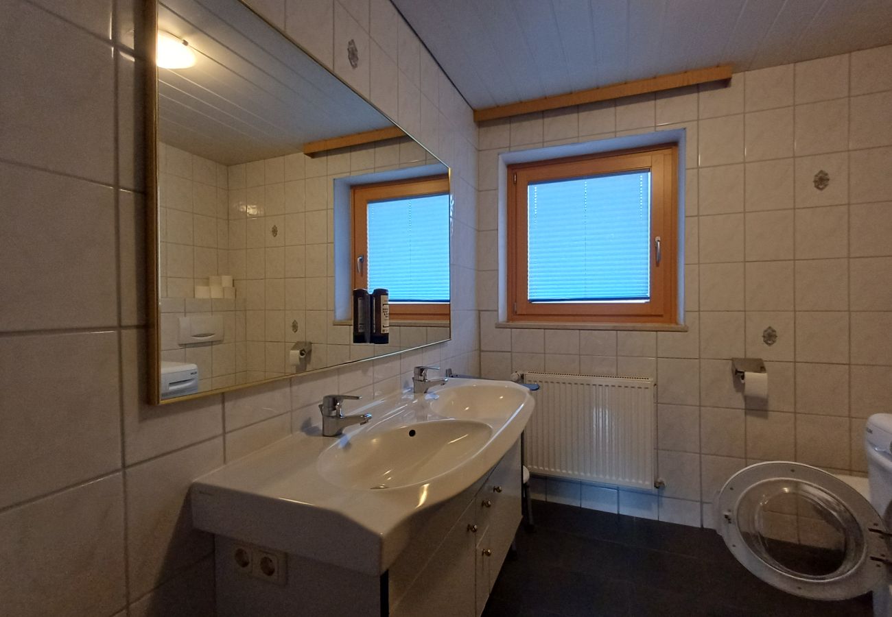 Ferienhaus in Zell am See - Hochtenn Lodge in Zell am See